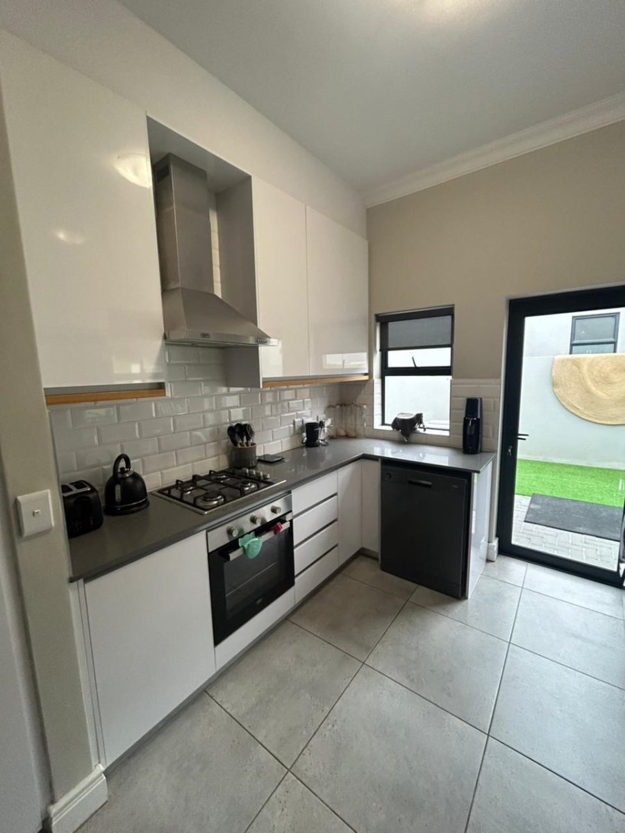 To Let 3 Bedroom Property for Rent in Aan de Wijnlanden Western Cape